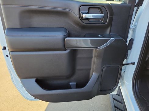 Used 2022 GMC Sierra 1500 AT4 w/ AT4 Preferred Package image 15