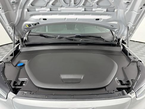 Used 2023 Volvo XC40 Recharge Plus AWD/4WD image 40