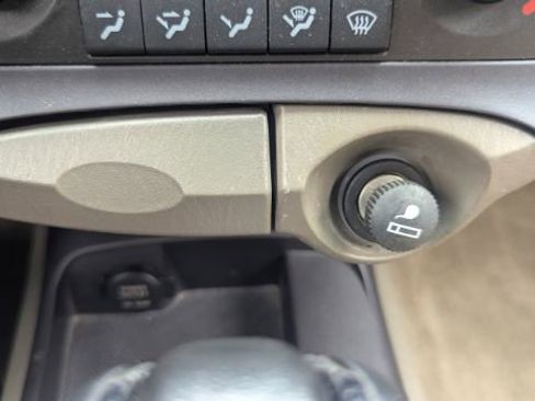 Used 2005 Hyundai Sonata GL FWD image 34