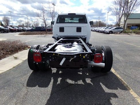 Used 2024 RAM 5500 Tradesman image 3