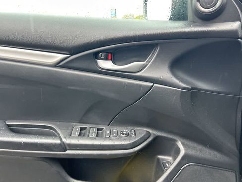 Used 2019 Honda Civic Sport image 9
