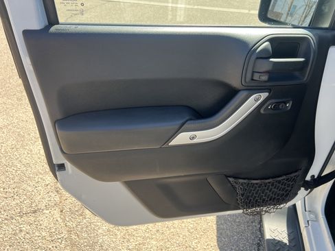 Used 2013 Jeep Wrangler Unlimited Sahara w/ Dual Top Group image 13