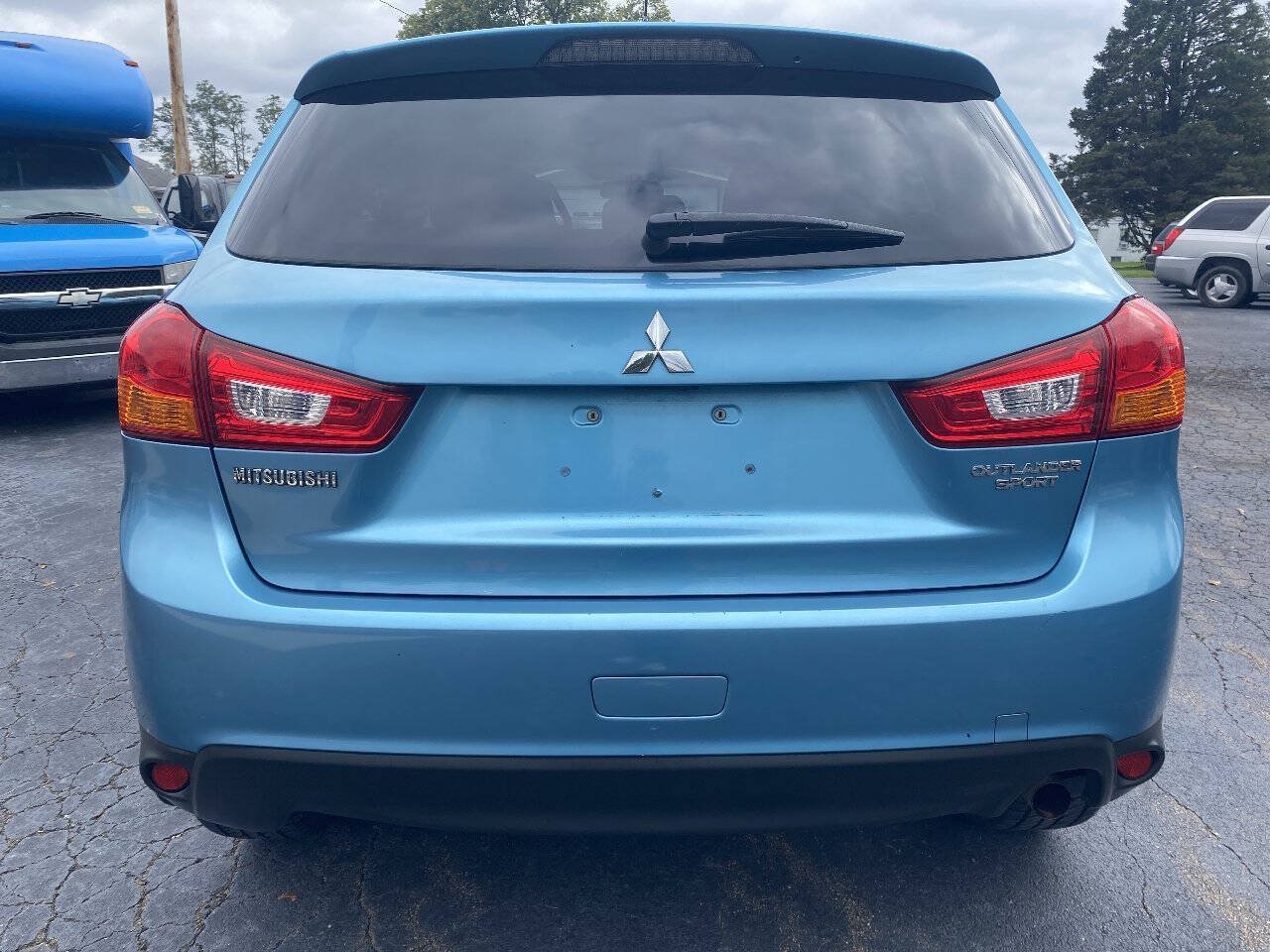 Used 2013 Mitsubishi Outlander Sport ES FWD image 5