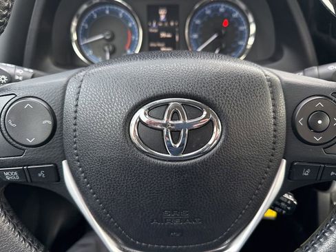 Used 2019 Toyota Corolla SE image 40