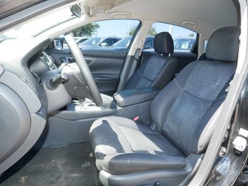 Used 2016 Nissan Altima 2.5 S w/ Power Driver Seat Package FWD image 14
