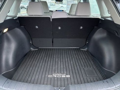Certified 2023 Toyota Corolla Cross L image 29