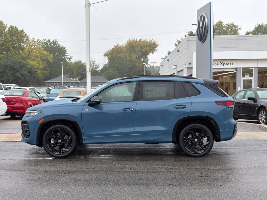 New 2026 Volkswagen Tiguan SE R-Line AWD/4WD image 4