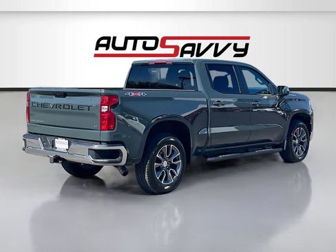 Used 2025 Chevrolet Silverado 1500 LT AWD/4WD image 7