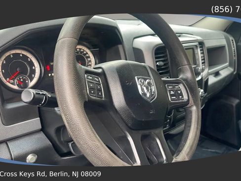 Used 2017 RAM 1500 Express w/ Express Value Package AWD/4WD image 18