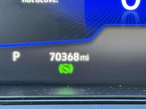 Used 2022 Volkswagen Taos SE image 25