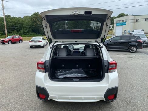 Used 2022 Subaru Crosstrek 2.0i Premium w/ Moonroof Package image 25