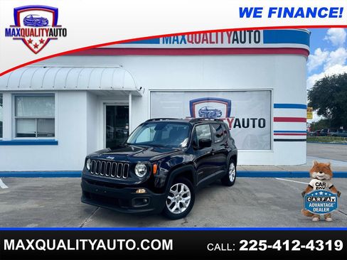 Used 2017 Jeep Renegade Latitude FWD image 1