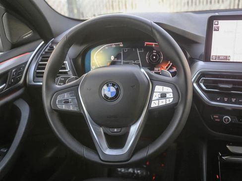 Used 2023 BMW X4 xDrive30i w/ Premium Package image 12