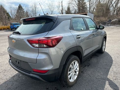 Used 2024 Chevrolet TrailBlazer LS image 11