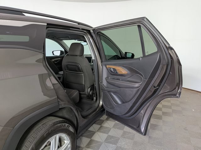 Used 2019 GMC Terrain SLE w/ Driver Convenience Package FWD image 32