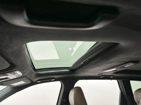 Used 2021 Kia Telluride SX w/ SX Prestige Package image 25