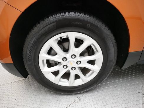 Used 2018 Chevrolet Equinox LT FWD image 27