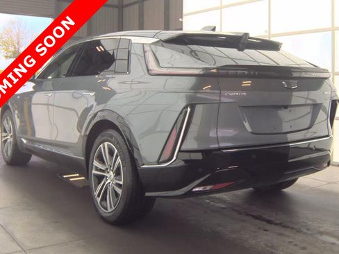 Used 2023 Cadillac Lyriq 2WD image 5