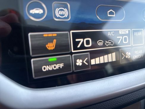 New 2026 Subaru Ascent Limited image 27