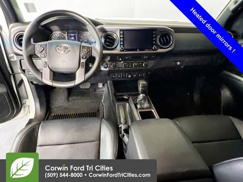 Used 2022 Toyota Tacoma TRD Off-Road w/ TRD Premium Off Road Package image 7