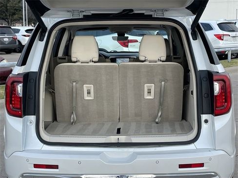 Used 2021 GMC Acadia Denali w/ Denali Ultimate Package image 31