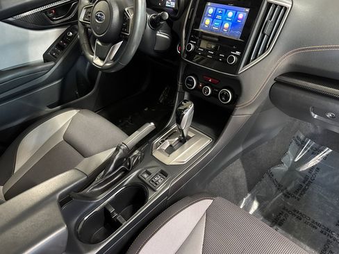 Used 2022 Subaru Crosstrek 2.0i Premium w/ Moonroof Package image 16