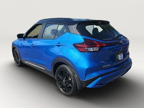 Used 2024 Nissan Kicks SR w/ SR Premium Package image 7