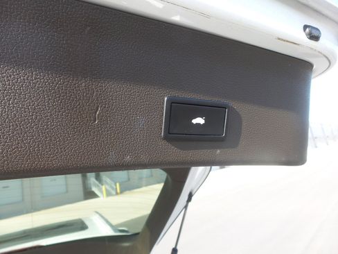 Used 2013 Audi A4 Premium Plus w/ Premium Plus Pkg image 19