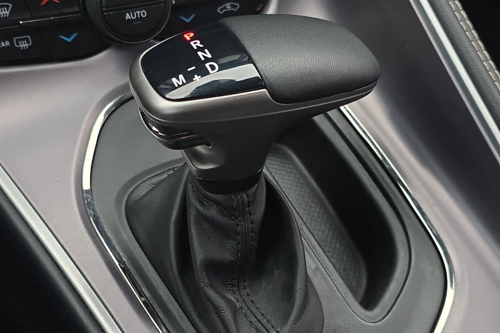 Used 2022 Dodge Challenger SRT Hellcat RWD image 21