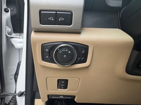 Used 2021 Ford F250 Lariat w/ Lariat Value Package image 25