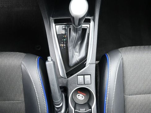 Used 2017 Toyota Corolla L image 17