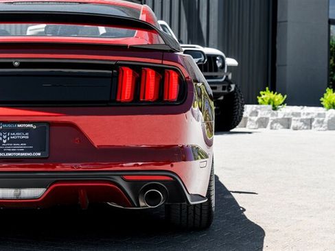 Used 2016 Ford Mustang GT RWD image 14