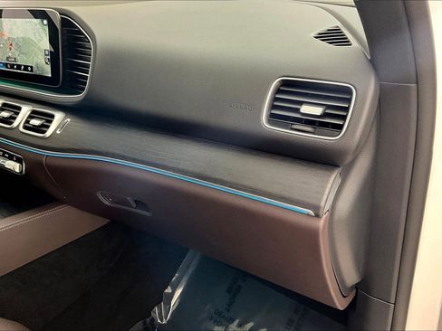 Used 2022 Mercedes-Benz GLE 450 4MATIC w/ Revised AMG Line Exterior image 26