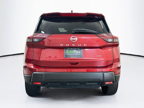 Used 2025 Nissan Rogue SV AWD/4WD image 7