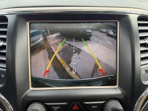 Used 2015 Jeep Grand Cherokee Limited image 17