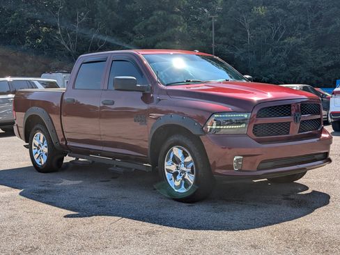 Used 2019 RAM 1500 Express w/ Express Value Package RWD image 11
