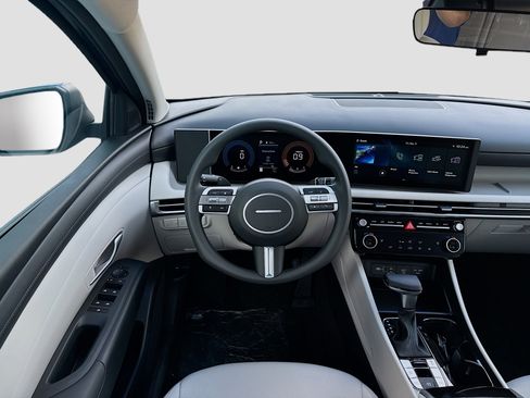 New 2026 Hyundai Tucson SEL image 15