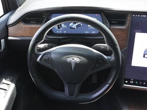 Used 2020 Tesla Model X Long Range AWD/4WD image 40