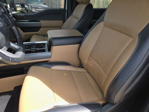 Used 2024 Ford F250 Lariat w/ Chrome Package image 5