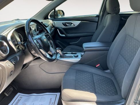 Used 2019 Chevrolet Blazer LT FWD image 11