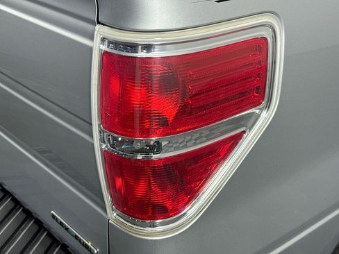 Used 2013 Ford F150 XLT w/ Mid Equipment Group image 30