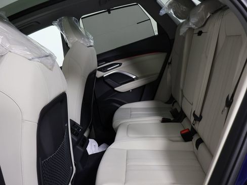 New 2025 Audi Q5 Premium Plus image 23