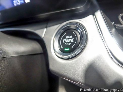Used 2024 Chevrolet Trax LT w/ Driver Confidence Package FWD image 19