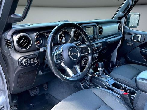 Used 2020 Jeep Gladiator Sport w/ Quick Order Package 24S AWD/4WD image 18