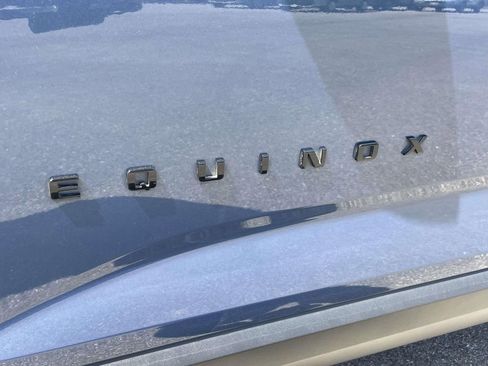 Used 2025 Chevrolet Equinox RS image 9