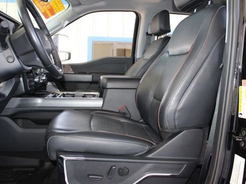 Used 2023 Ford F350 Lariat w/ Sport Appearance Package image 26