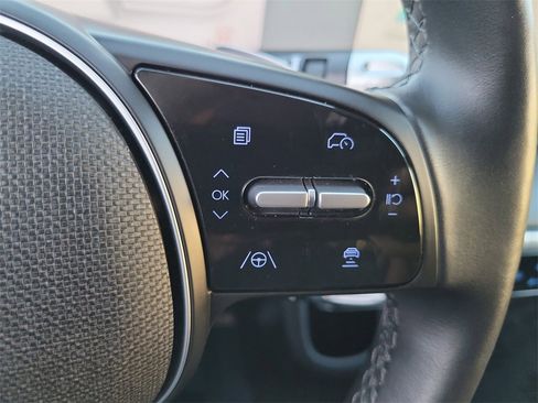 Used 2024 Hyundai Ioniq 5 SEL image 6