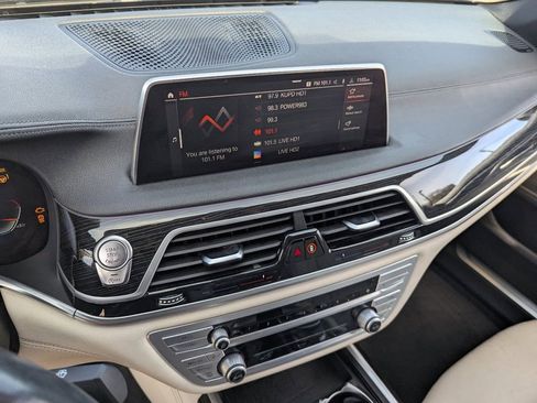 Used 2021 BMW 740i w/ M Sport Package RWD image 26