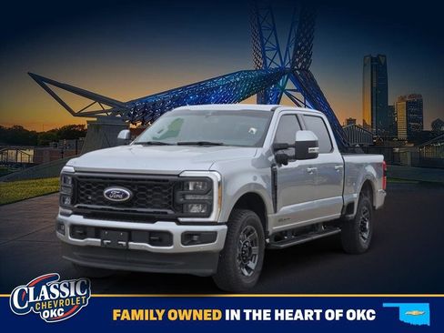 Used 2023 Ford F250 Lariat w/ Lariat Ultimate Package AWD/4WD image 3