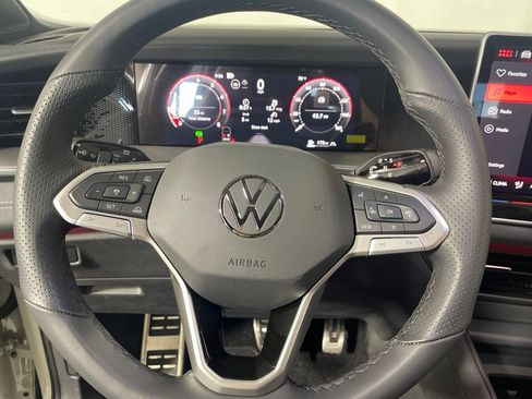 New 2026 Volkswagen Tiguan SE R-Line AWD/4WD image 14